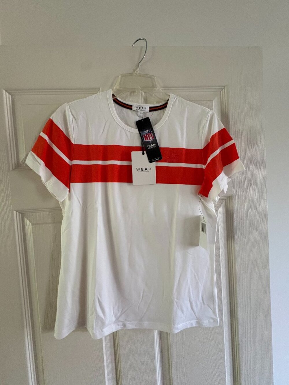 NWT Cleveland Browns Wear by Erin Andrews Shirt